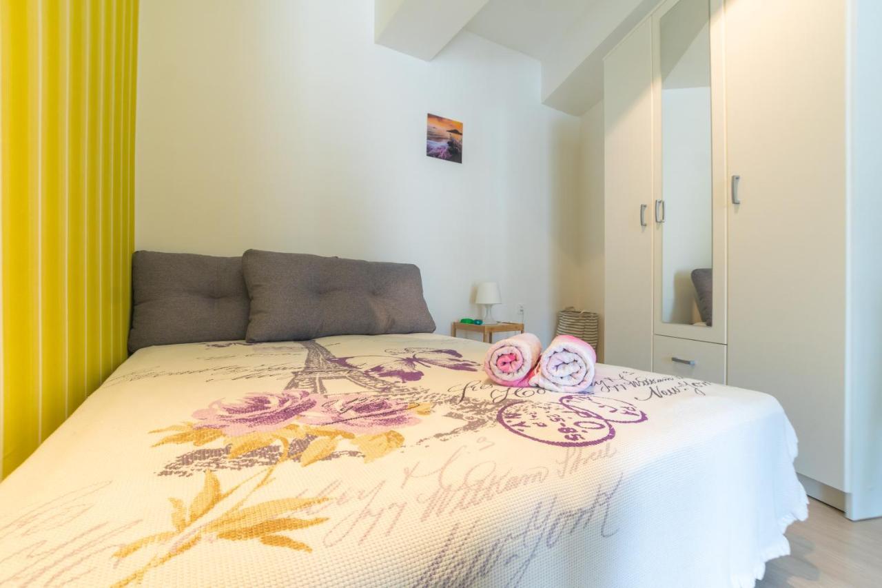 • Charming ǀ Near City Mall ǀ 1Br • Apartamento Skopie Exterior foto